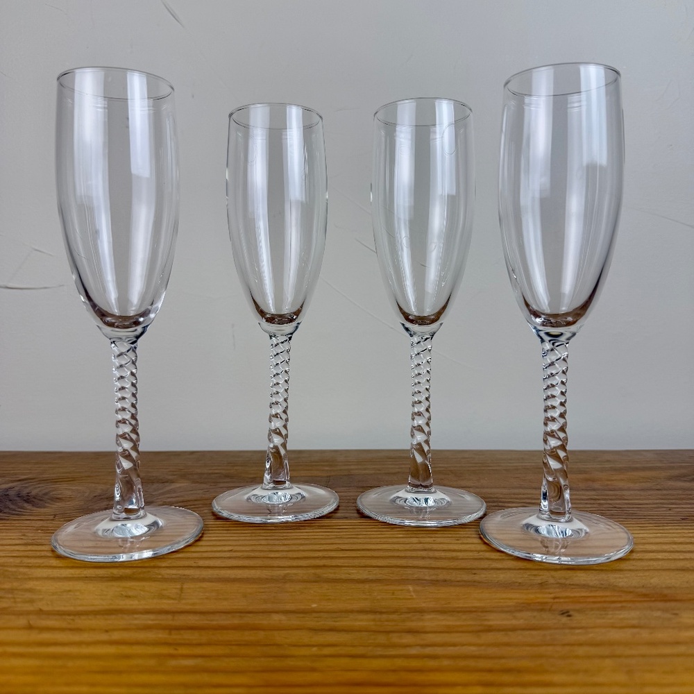 Cristal D’Arques Angelique Champagne Flutes | Set of 4 | Discontinued - Picture 2 of 12
